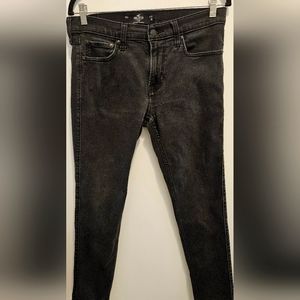 Hollister Skinny Jeans - Black.  31-30